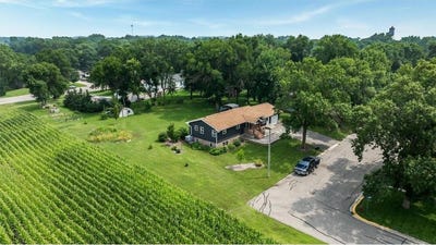 /international/us/340-5th-street-n-kandiyohi-mn-110101267753/