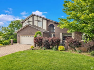 /international/us/905-e-millstream-bountiful-ut-110101237612/