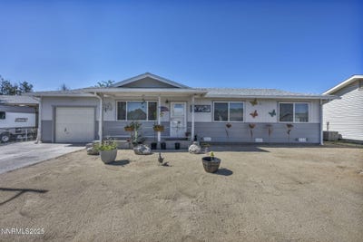 /international/us/1041-roberta-court-fallon-nv-110099930275/