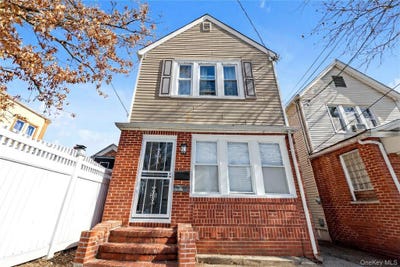 /international/us/107-11-90th-street-ozone-park-ny-110106122525/