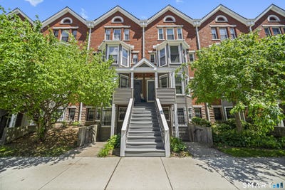 /international/us/136-maple-avenue-hartford-ct-110109179987/