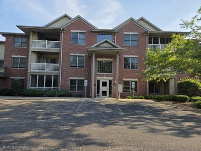 /international/us/20301-s-pine-hill-road-frankfort-il-110108355560/