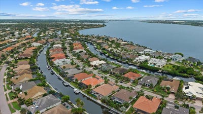 /international/us/575-fore-drive-bradenton-fl-110120105297/