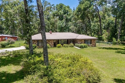 /international/us/8991-115th-st-chiefland-fl-110100512905/