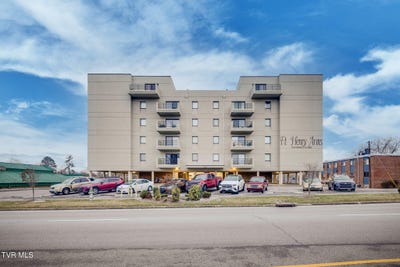 /international/us/1585-fort-henry-drive-kingsport-tn-110096686203/