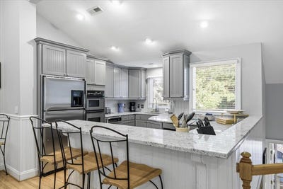 /international/us/27-fairway-dunes-lane-isle-of-palms-sc-110119760262/