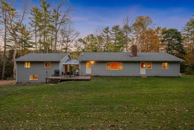 /international/us/342-grange-hall-road-monroe-nh-110102821881/