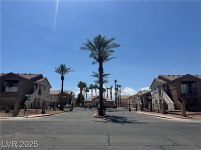 /international/us/1517-frank-aved-street-las-vegas-nv-110108551378/