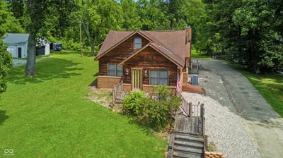 /international/us/924-w-3rd-street-connersville-in-110109335441/