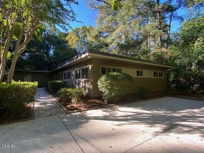 /international/us/2712-sevier-street-durham-nc-110120765283/