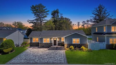 /international/us/15-main-parkway-plainview-ny-110107656295/