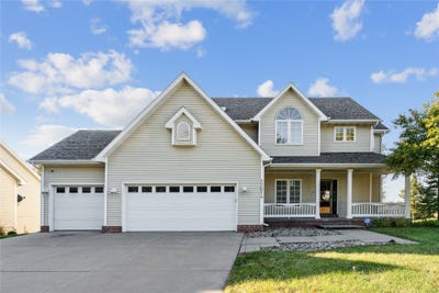/international/us/12614-ridgeview-drive-urbandale-ia-110102896955/