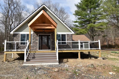 /international/us/108-stag-court-bushkill-pa-110106680828/