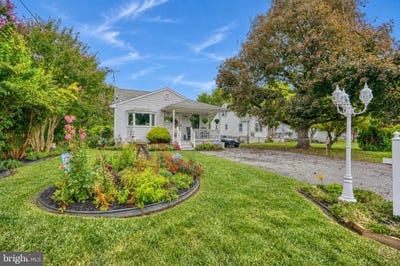 /international/us/9714-oak-summit-avenue-parkville-md-110119964624/
