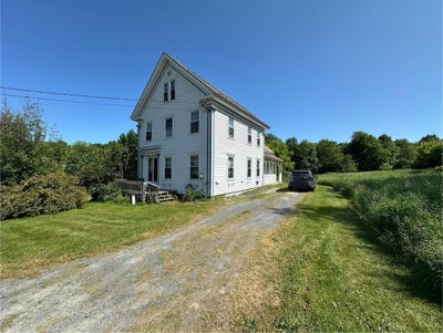 /international/us/151-lower-mills-road-madison-me-110100372621/