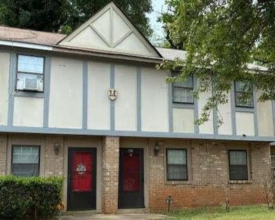 /international/us/1150-rankin-street-stone-mountain-ga-110107954061/