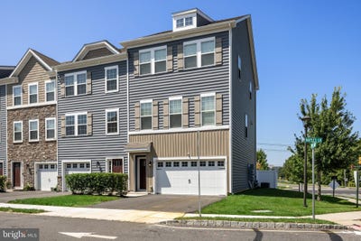 /international/us/2-naples-lane-mount-laurel-nj-110109528338/