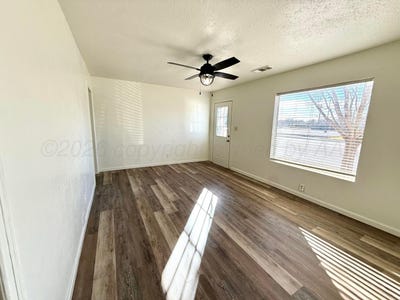/international/us/3705-s-washington-street-amarillo-tx-110105335320/