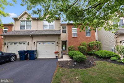 /international/us/24-raleigh-court-harleysville-pa-110109052720/