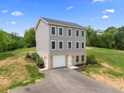 /international/us/5595-new-pleasant-way-salem-va-110099149228/