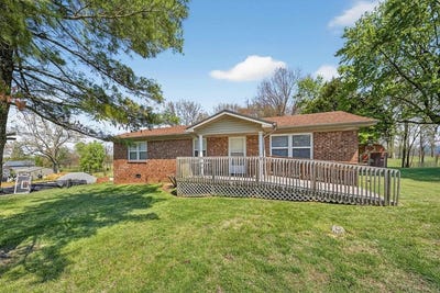 /international/us/120-lyons-ln-sacramento-ky-110107171366/