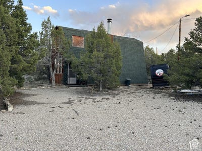 /international/us/8450-s-34790-w-fruitland-ut-110109468194/