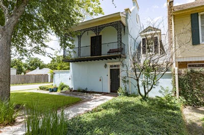 /international/us/211-ursuline-street-lafayette-la-110107544174/