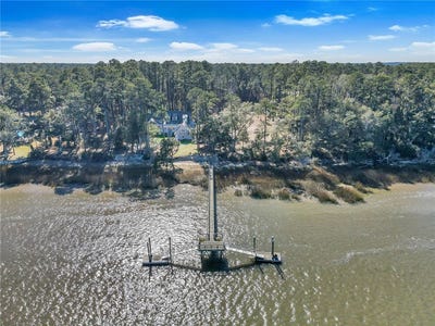 /international/us/lot-97-riverpoint-lane-ne-townsend-ga-110100534723/