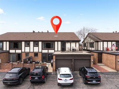 /international/us/517-country-club-drive-st-clair-shores-mi-110106946216/