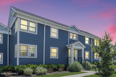 /international/us/304-deal-lake-drive-asbury-park-nj-110101092743/