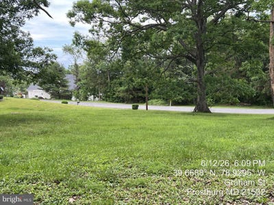 /international/us/armstrong-avenue-frostburg-md-110108816675/