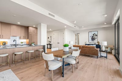 /international/us/115-morris-street-durham-nc-110104533322/
