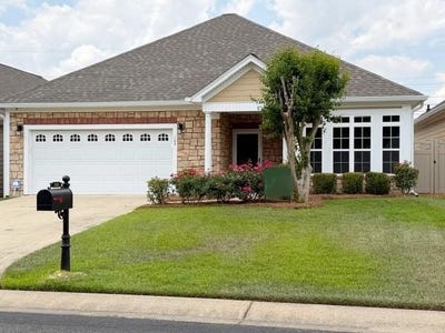 /international/us/108-hidden-creek-circle-dothan-al-110107515348/