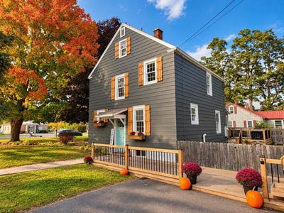 /international/us/1-gen-r-parker-avenue-cadyville-ny-110110404729/