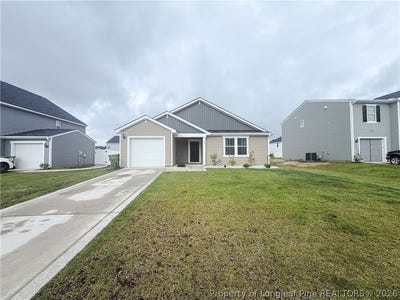 /international/us/127-arlington-drive-raeford-nc-110108610216/