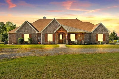/international/us/5541-county-road-1130-farmersville-tx-110101473603/