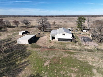 /international/us/-twohomes-hunters-paradise-in-southeastern-ok-302-n4050-soper-ok-110107500864/