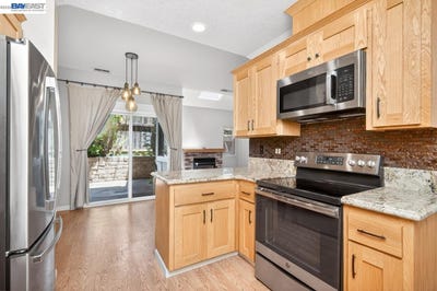 /international/us/3861-vine-st-pleasanton-ca-110109154347/