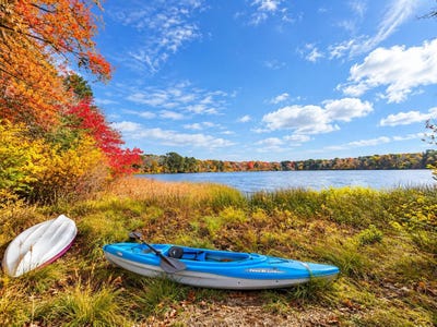/international/us/8-winstons-path-south-dennis-ma-110108980720/