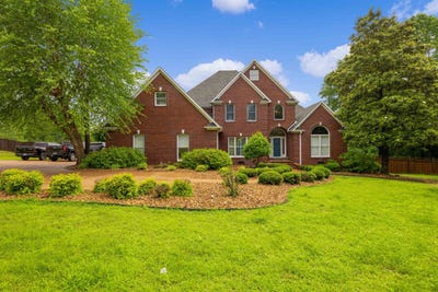 /international/us/294-beasley-drive-lexington-tn-110104118505/