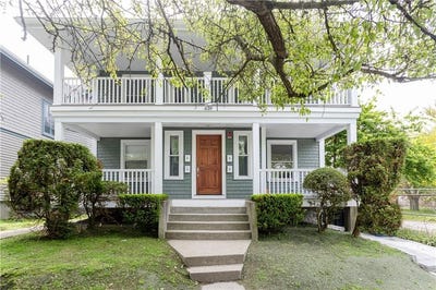 /international/us/439-broadway-street-newport-ri-110108278670/