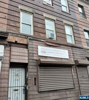 /international/us/227-martin-luther-king-drive-jersey-city-nj-110099028372/?lang=es