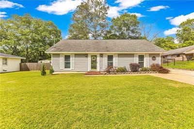 /international/us/803-shamrock-street-opelika-al-110108144195/