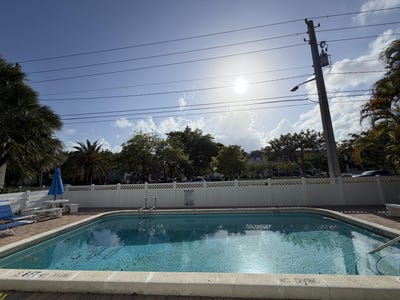 /international/us/270-s-cypress-road-pompano-beach-fl-110108360737/