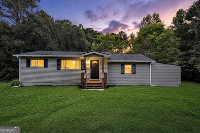 /international/us/2396-scoggins-road-dallas-ga-110110332942/