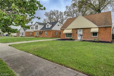 /international/us/4706-w-158th-street-cleveland-oh-110108167830/