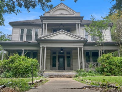 /international/us/402-e-grand-street-whitewright-tx-110108230390/