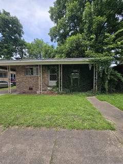 /international/us/1019-e-6th-avenue-pine-bluff-ar-110108415390/