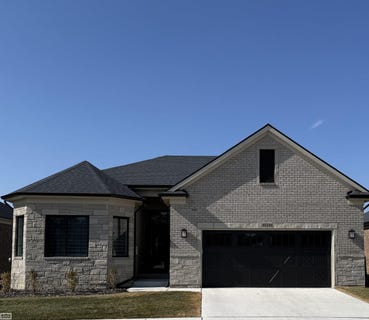 /international/us/55103-saint-paul-drive-macomb-twp-mi-110108300860/