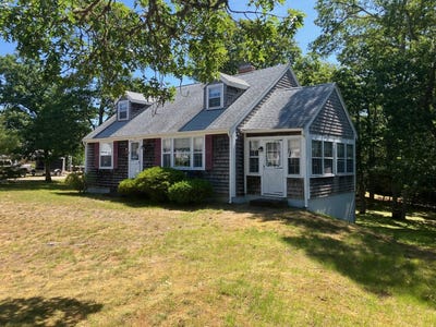 /international/us/131-forest-beach-road-south-chatham-ma-110100507770/